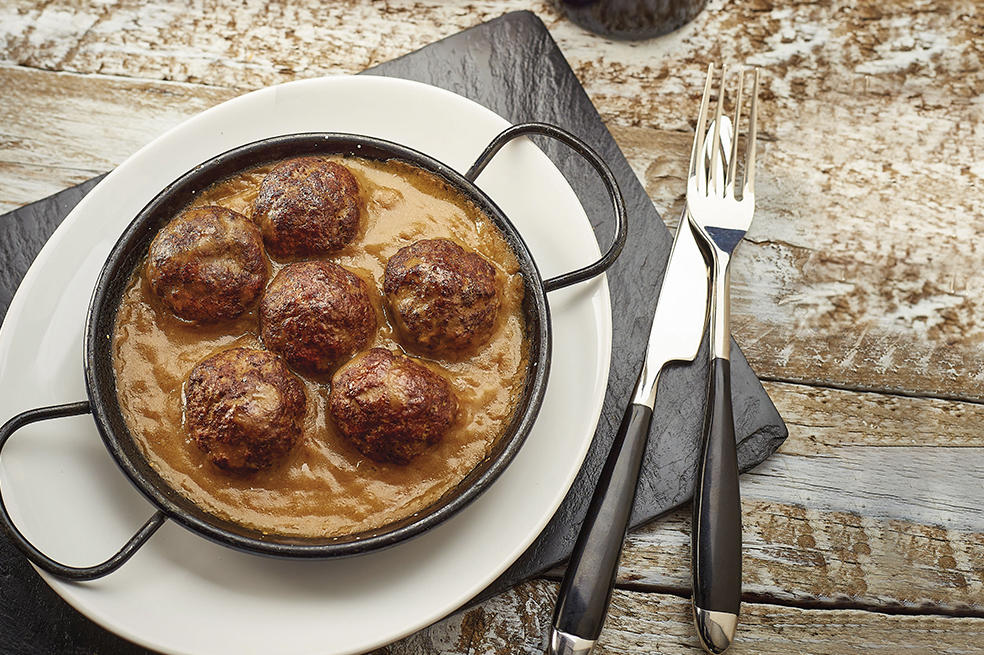 Receta de albóndigas al vino, una preparación para los más exigentes