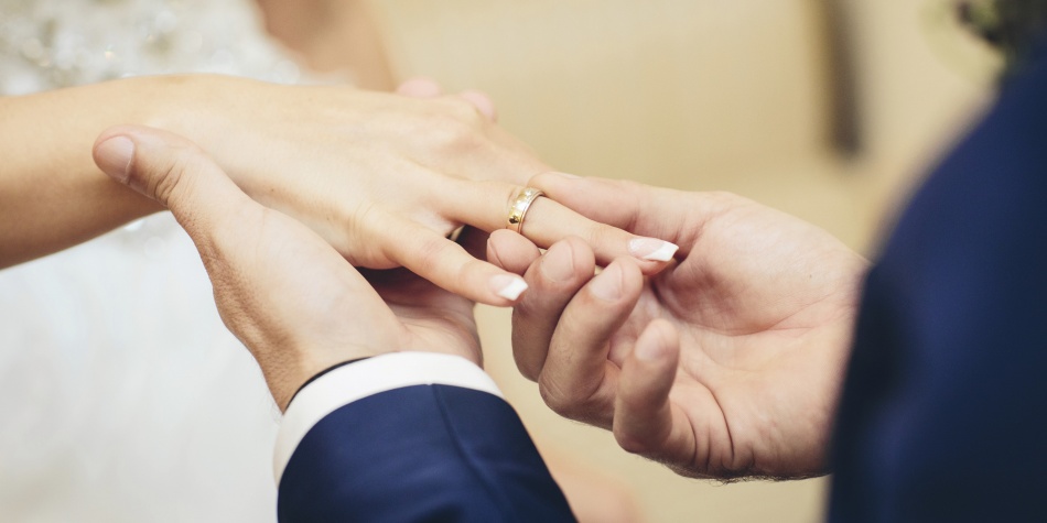 Cinco cosas que debes saber del anillo de compromiso