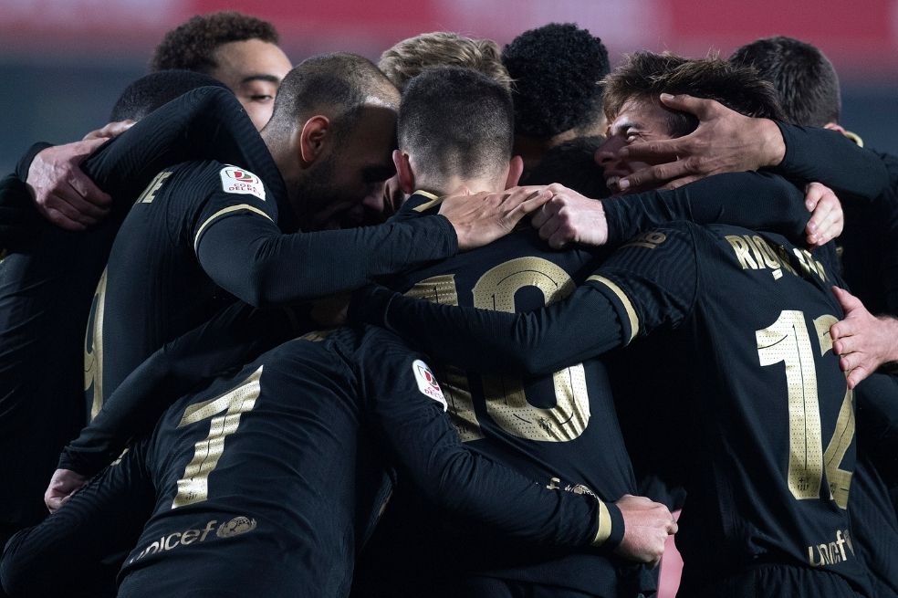 Copa del Rey: en un partidazo, Barcelona le remontó a Granada y clasificó