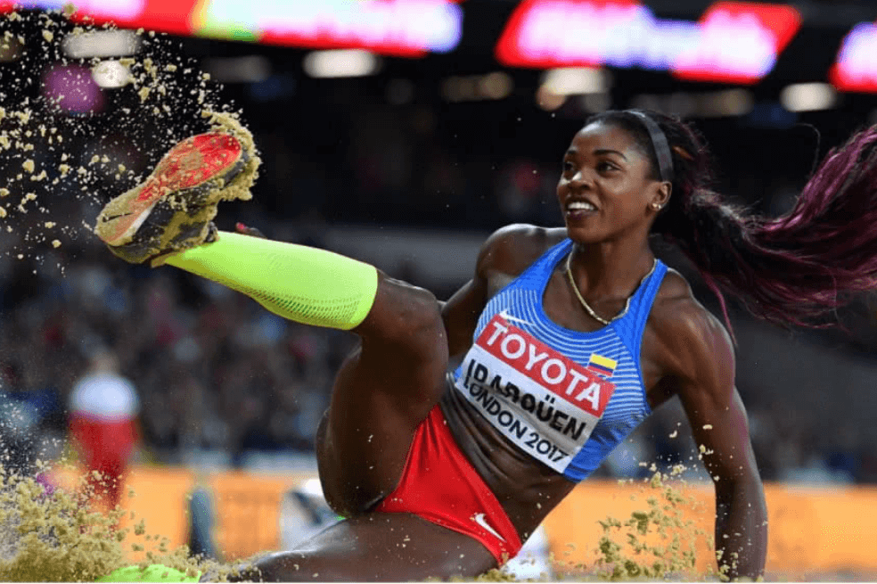 Corredores de la MMB 2019 podrán adquirir el libro de la historia del atletismo colombiano