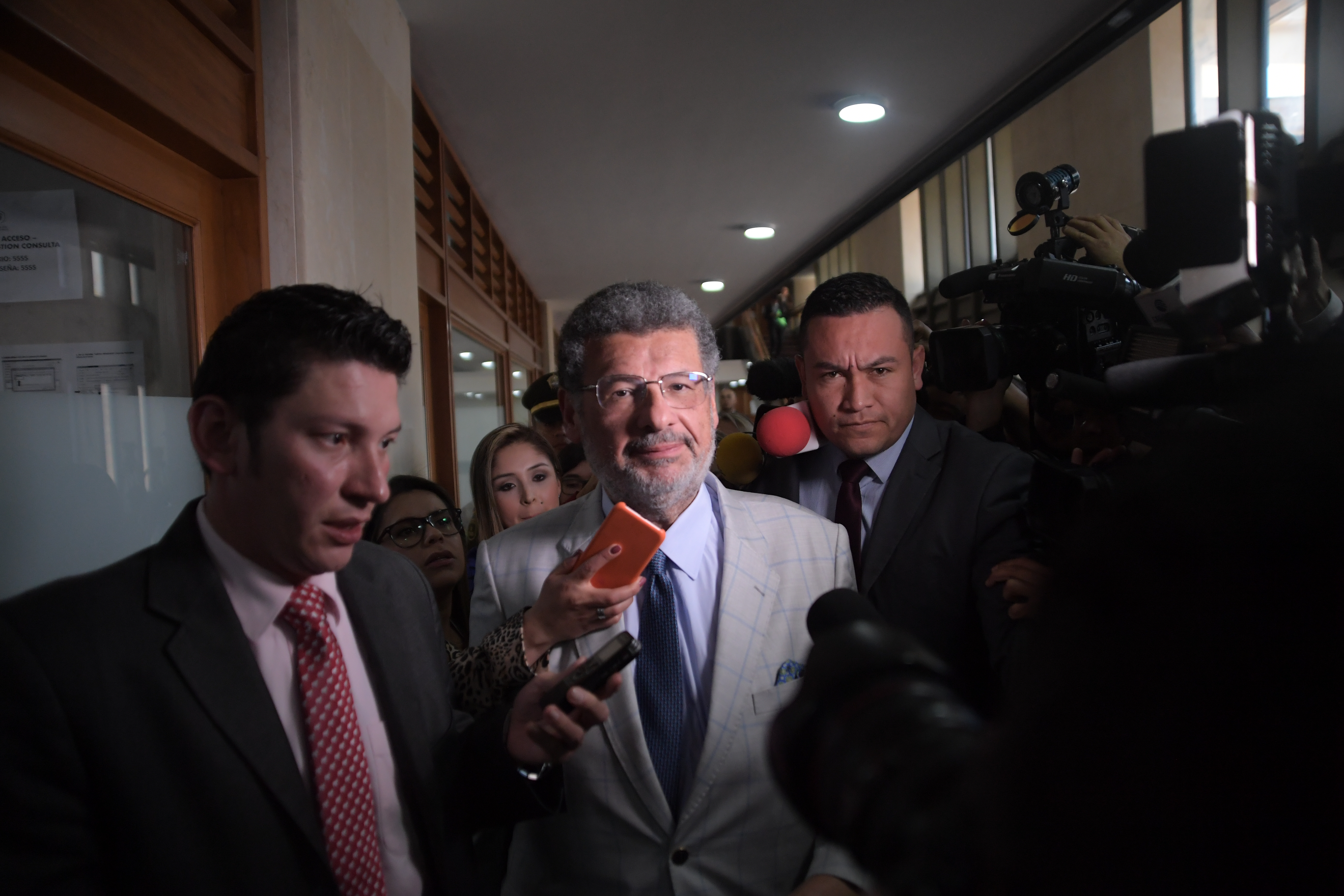 Abogado penalista a su salida de la Corte Suprema de Justicia.