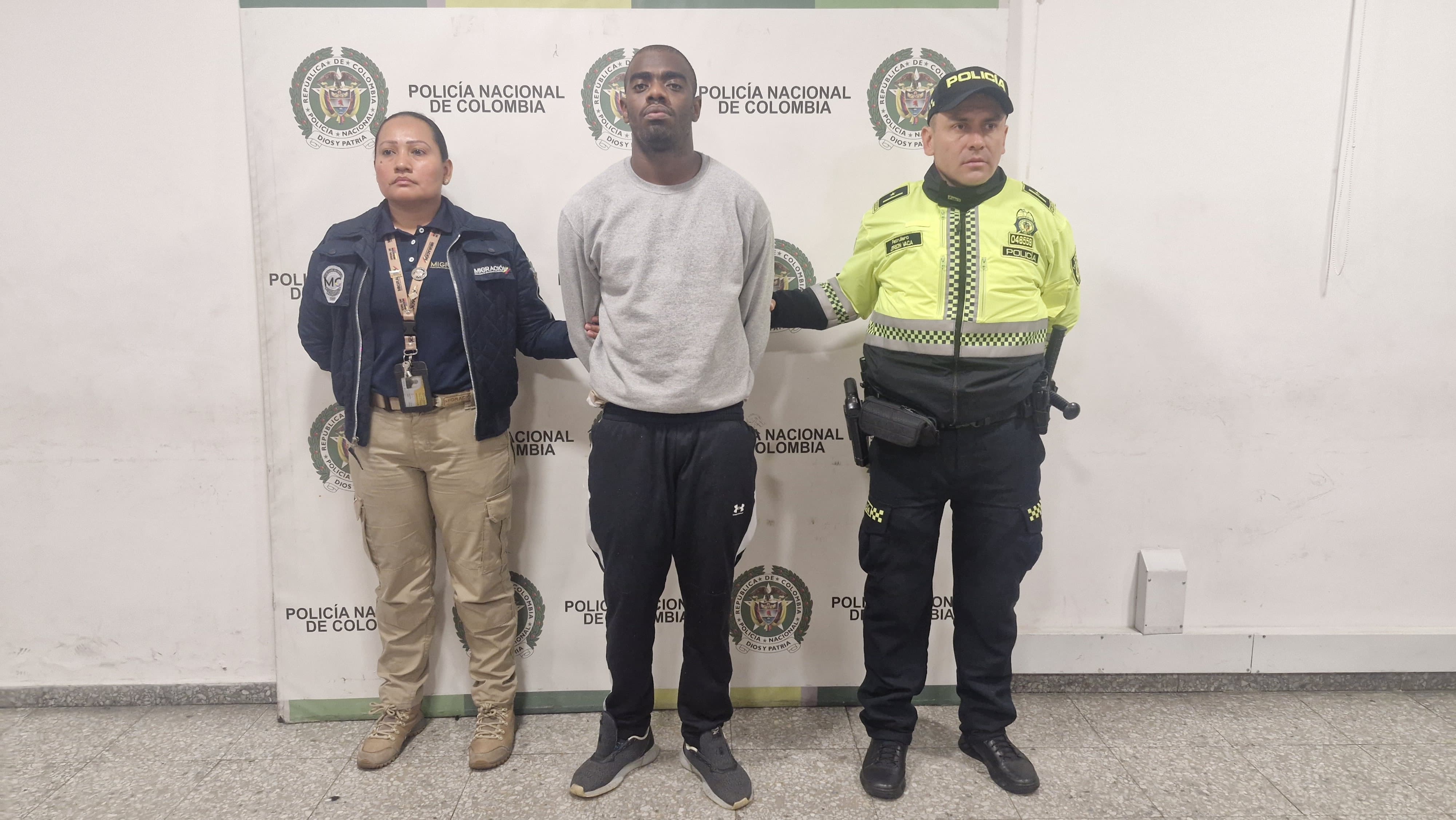 Capturan en el aeropuerto El Dorado a uno de los más buscados en Buenaventura