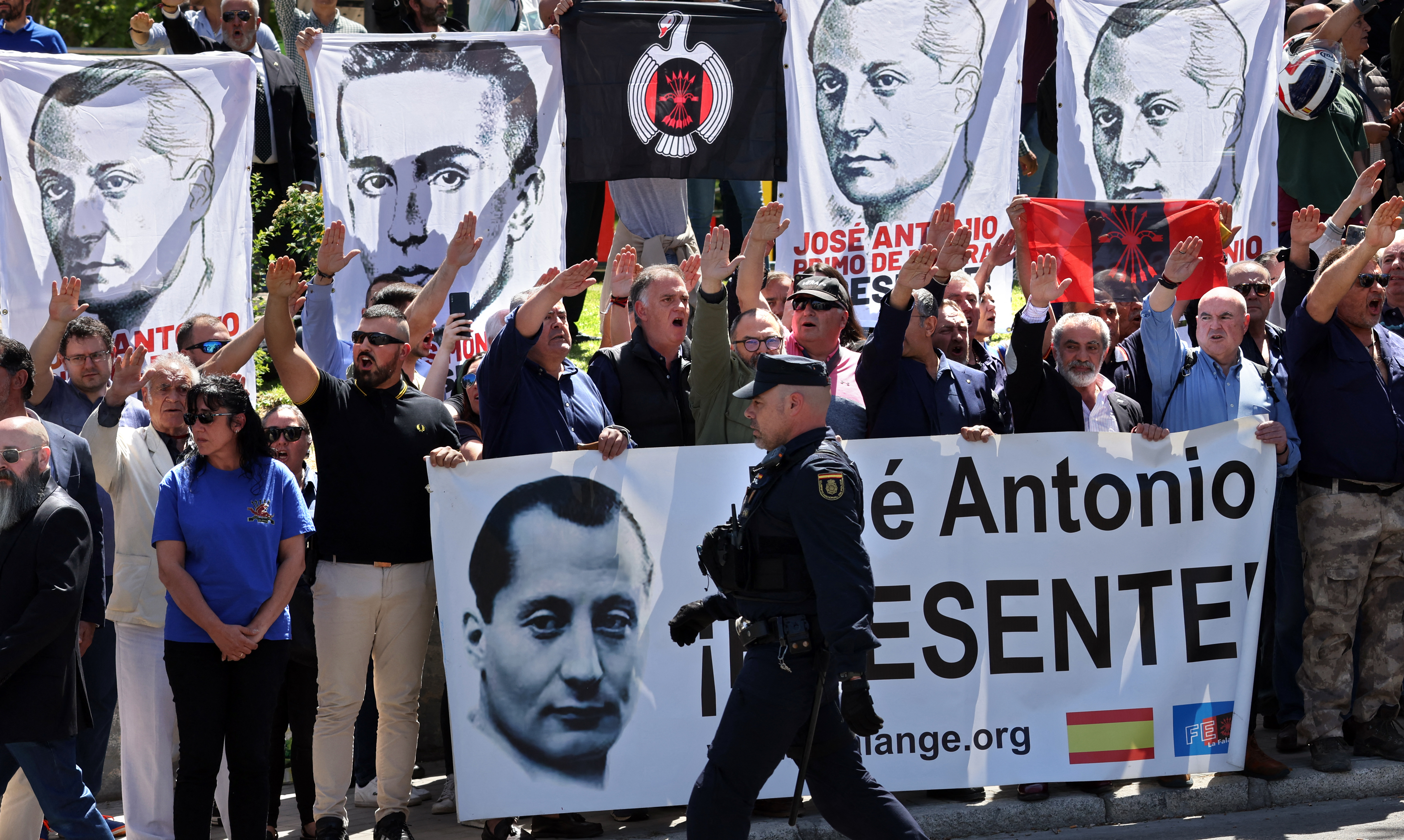 El cuerpo de un líder fascista español fue exhumado del Valle de los Caídos