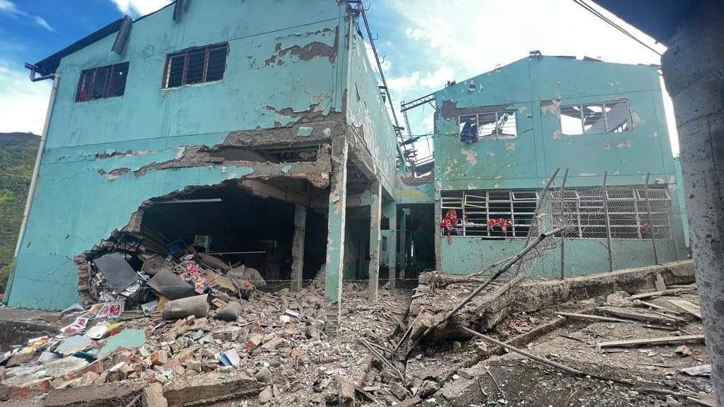 Artefacto explosivo destruyó escuela donde estudió Francia Márquez en Suárez
