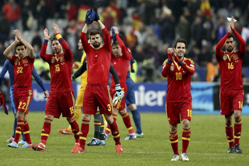 La Fifa sanciona a la Federación Española por fichajes de menores