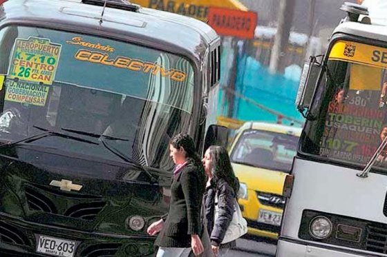Por paro de buses, cerca de 10 mil vehículos dejan de circular en Bogotá