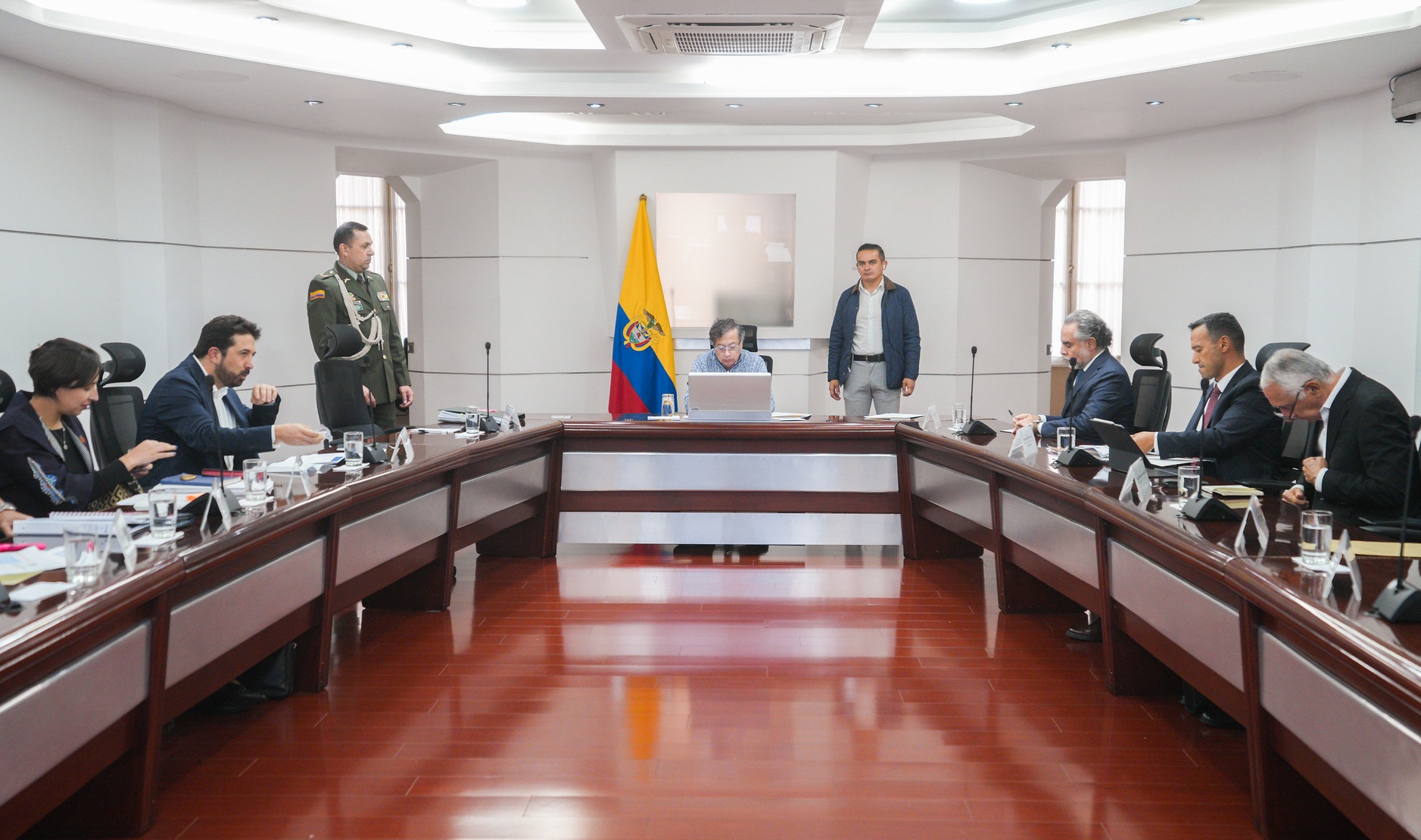 Esta es la plantilla de funcionarios que Petro empoderó para atender ola de violencia