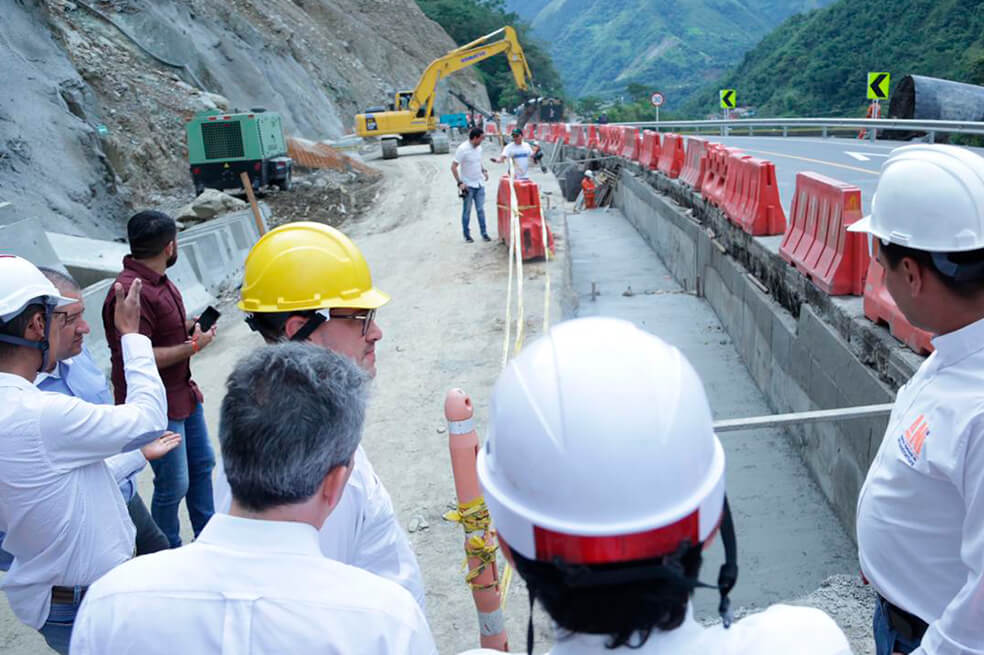 Gobierno contempla abrir la vía al Llano en horas de la noche antes que termine el año