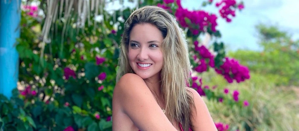 “Amanecí entrepiernada”: Daniela Álvarez mostró inesperado momento en redes