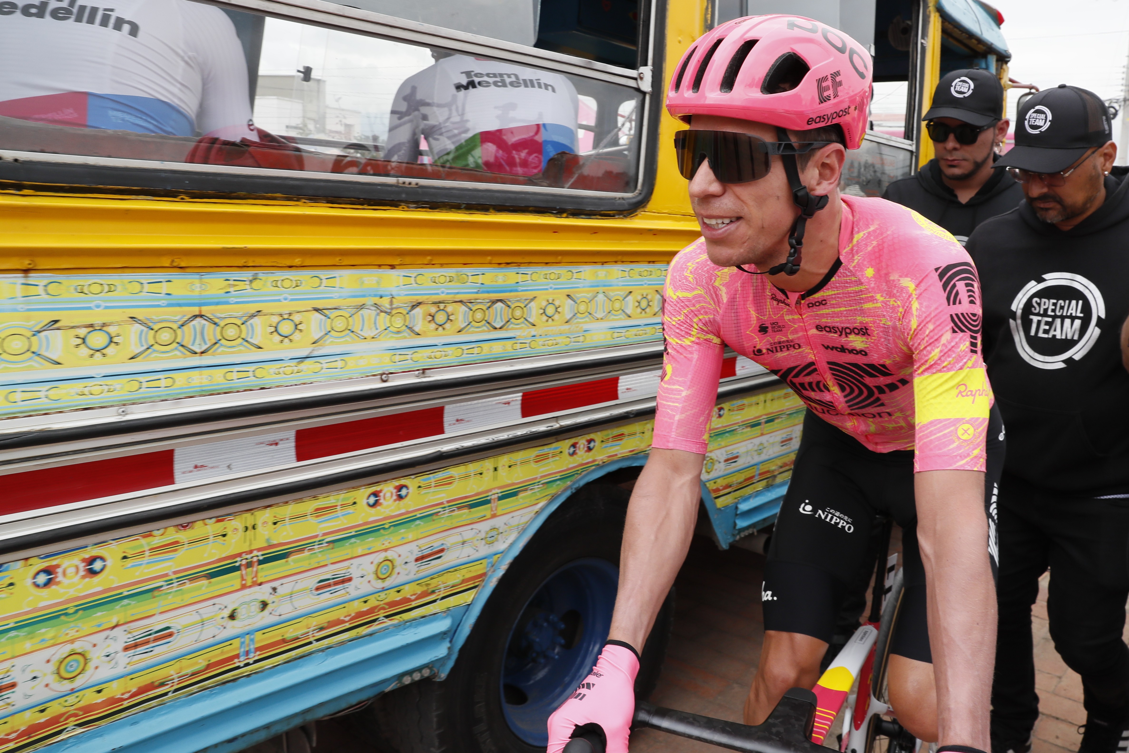 AMDEP6465. PAIPA (COLOMBIA), 06/02/2024.- El colombiano Rigoberto Urán de EF Education-Easy Port llega a la salida de la primera etapa del Tour Colombia 2024 hoy, entre Paipa y Duitama (Colombia). EFE Carlos Ortega