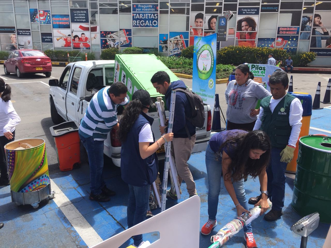 Realizan reciclatón de objetos tecnológicos en Bogotá