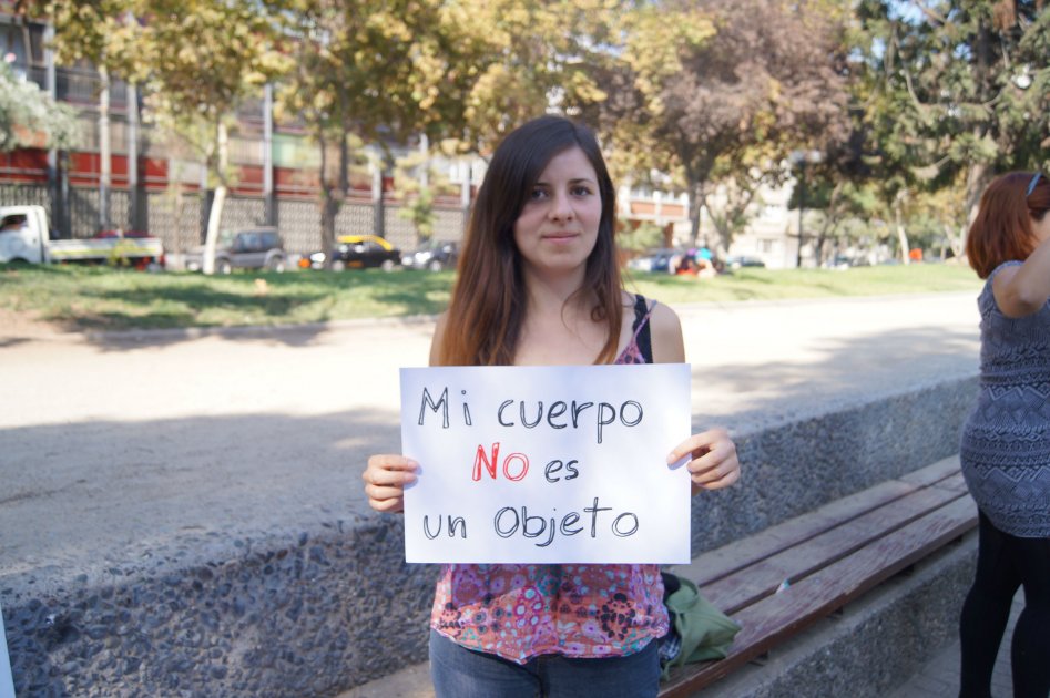 ¿Todos los piropos son acoso callejero? ¿Sirve prohibirlos?