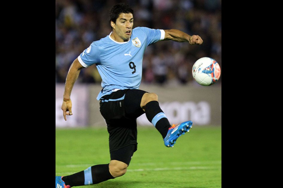#FuerzaLuisSuárez, el apoyo al delantero uruguayo que fue operado de su rodilla