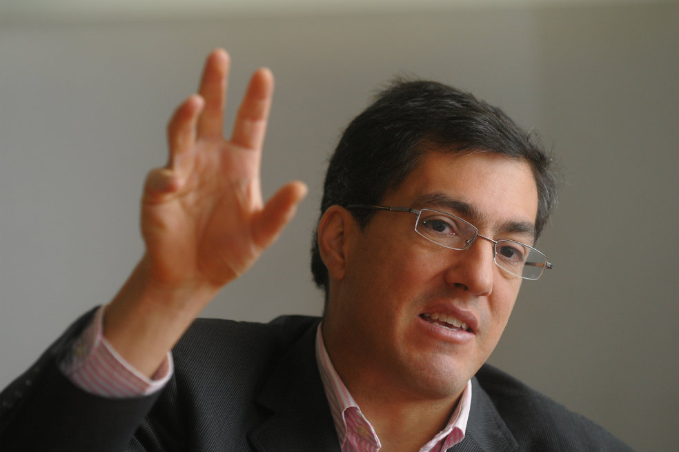 Se cobra en donde está la plata: Juan Ricardo Ortega