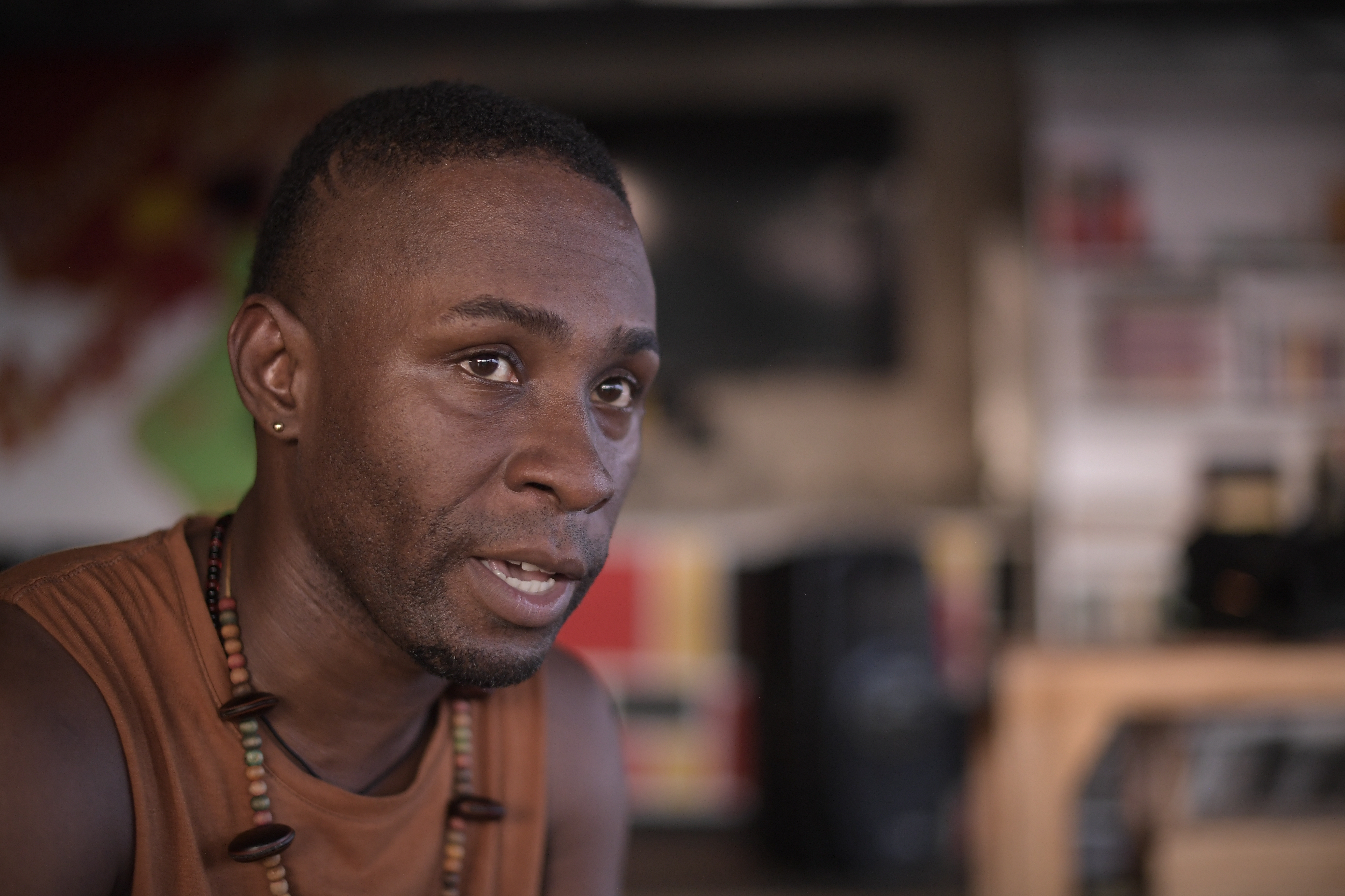 Líder social del Valle del Cauca, durante el evento que busca coordinar la justicia afro y la justicia ordinaria en el Valle del Cauca.