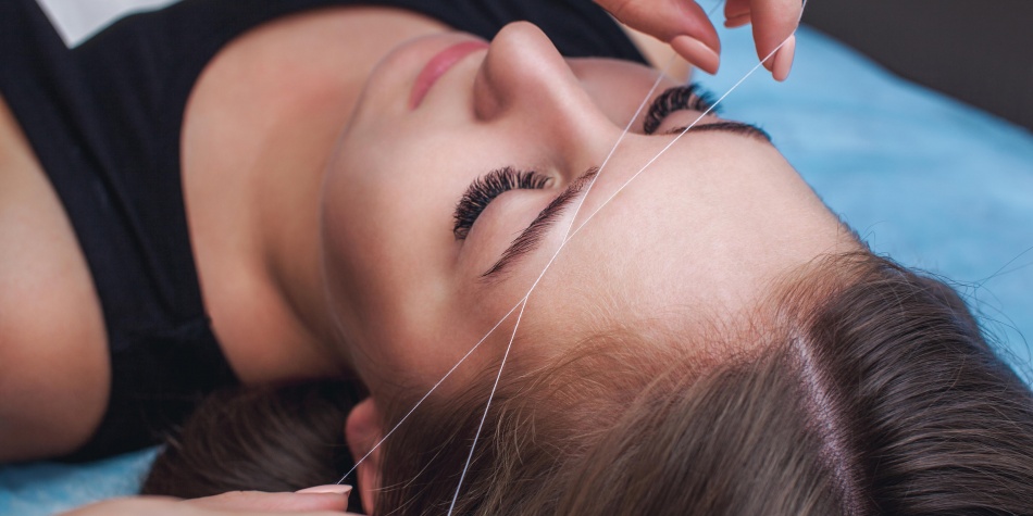 ¿Cómo depilarse las cejas? Técnicas y consejos para el proceso