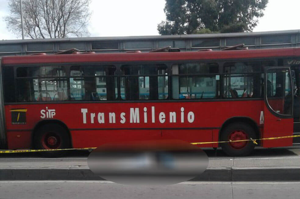 Muere presunto ladrón tras ser arrollado por un articulado al norte de Bogotá