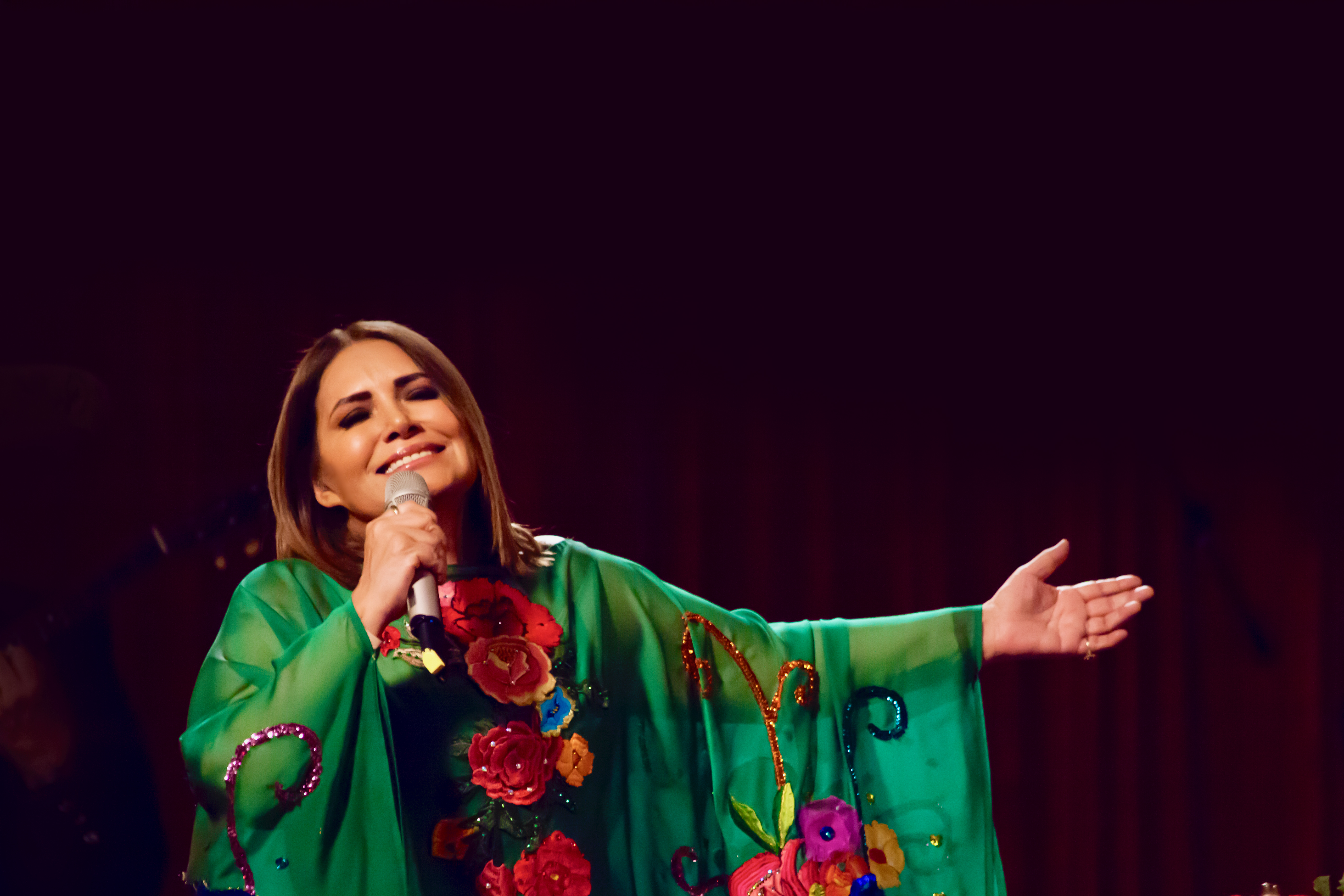Tania Libertad llega a Teatro Digital con homenaje a Armando Manzanero
