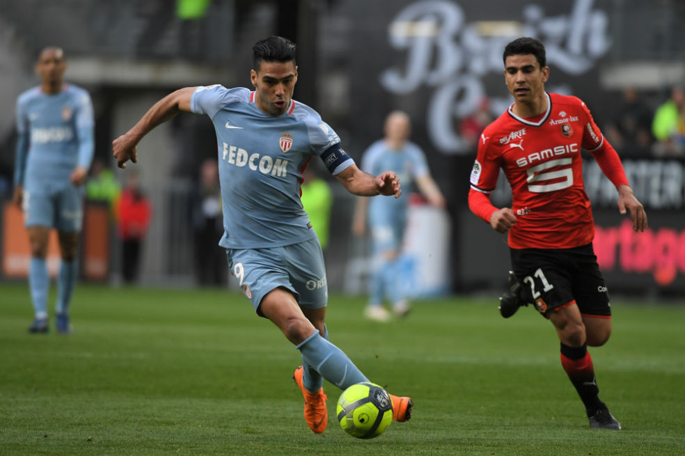Falcao asistió, pero el Mónaco no pasó del empate frente al Rennes