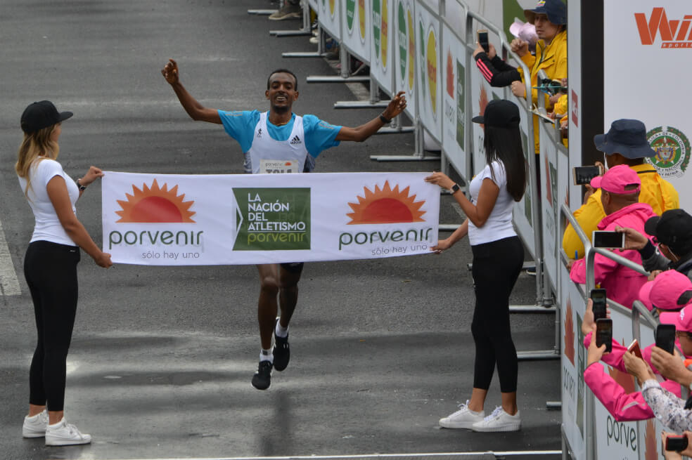 Sigue el dominio africano en la Media Maratón de Bogotá