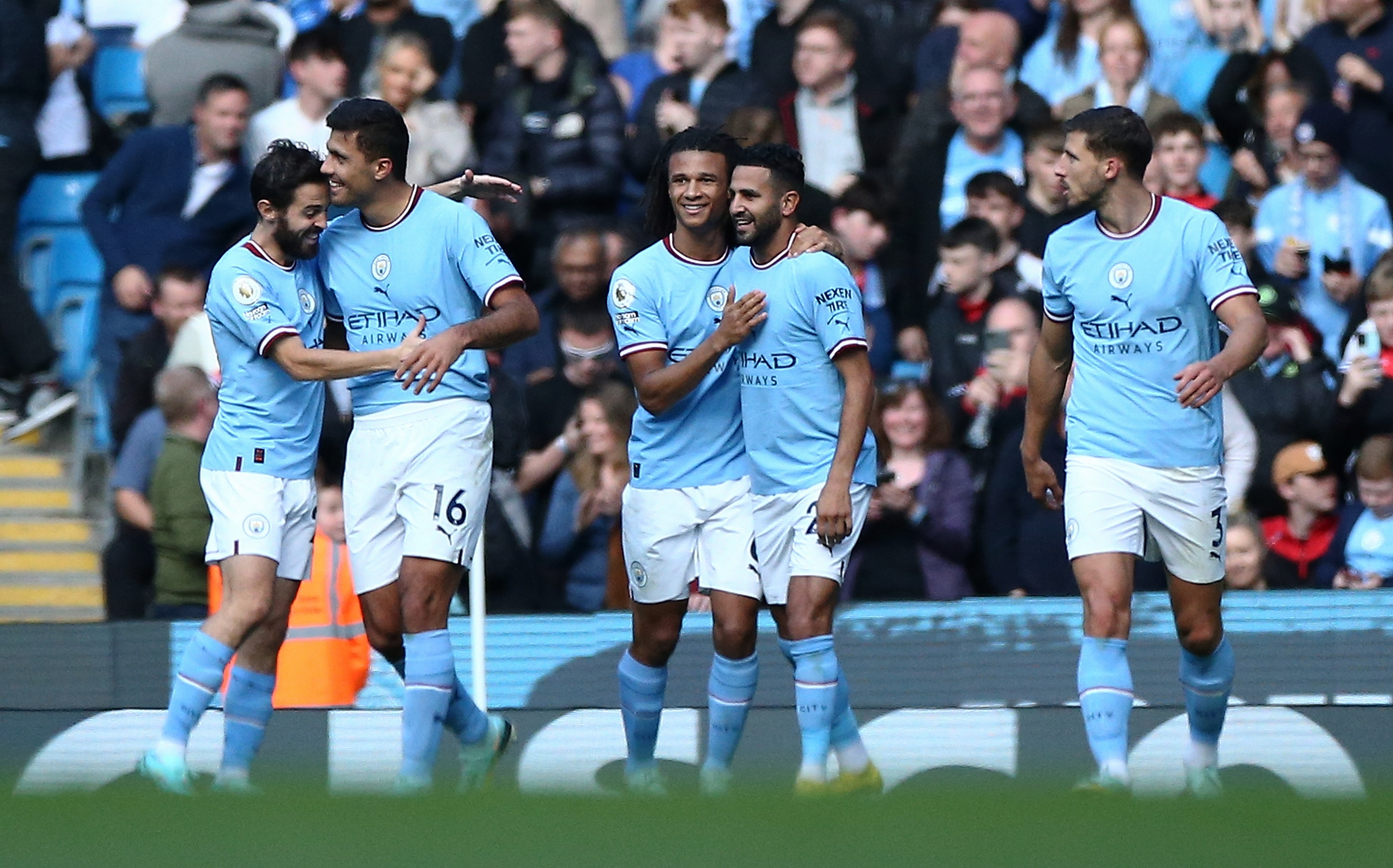 Manchester City sigue imparable: goleó a Southampton y es líder de la Premier