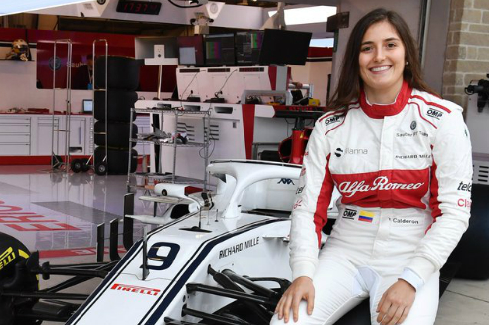 Tatiana Calderón se convirtió en la primera mujer latinoamericana en probar un F1