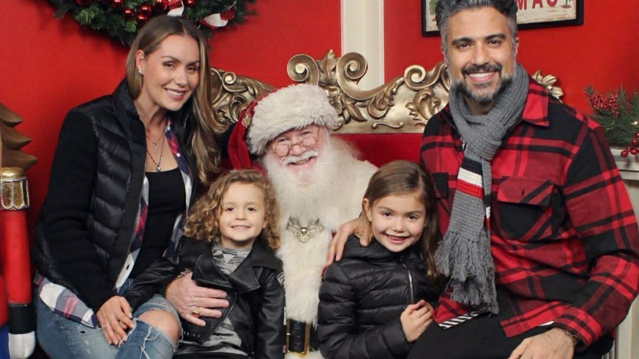 Aunque Jaime y su familia viven en Los Ángeles, el actor le habla a sus hijos en español para reconectarlos con sus raíces latinas.