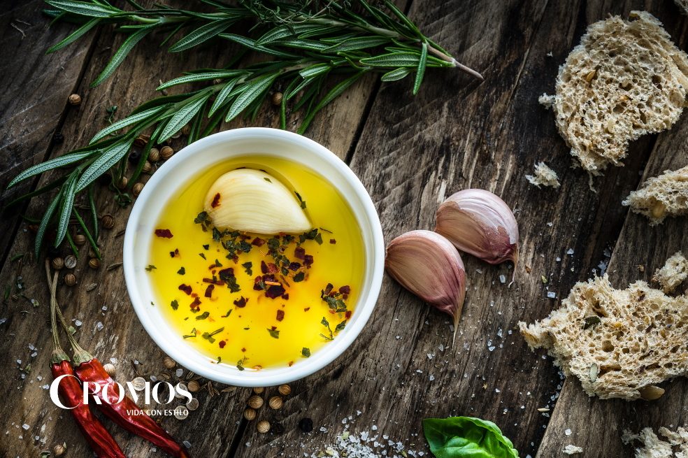 Prepara este aderezo de aceite de oliva con ají y finas hierbas
