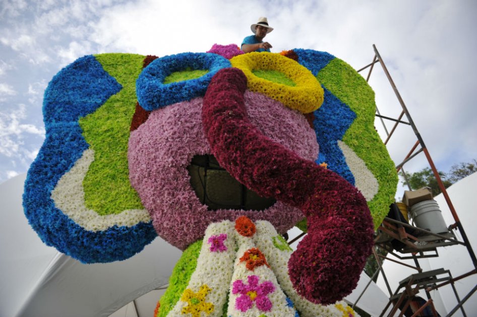 Los ‘Gigantes de Flores’, el mágico evento previo a la Feria de las Flores de Medellín