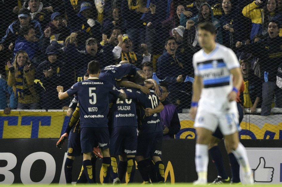 Rosario Central eliminó a Gremio y será el rival de Nacional en cuartos