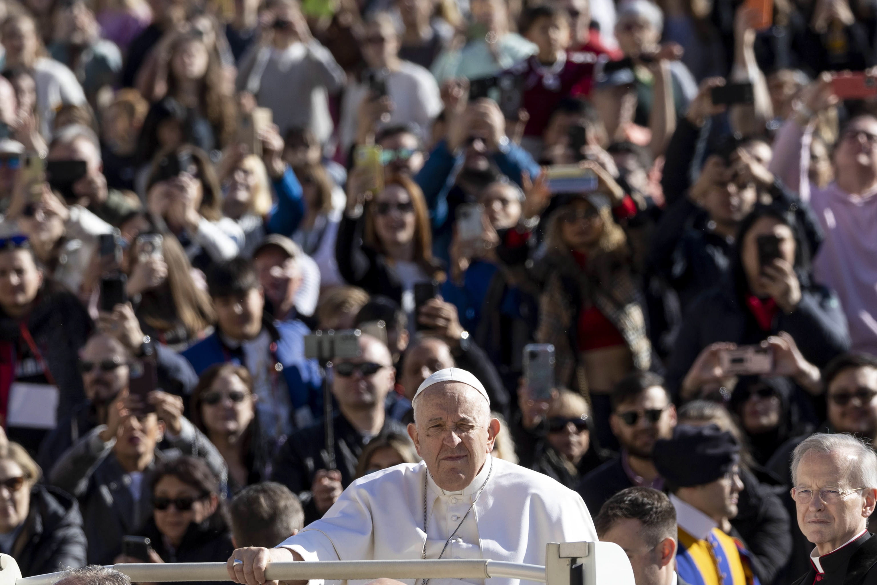 Así es “Amén: Francisco responde”, el especial protagonizado por el Papa Francisco