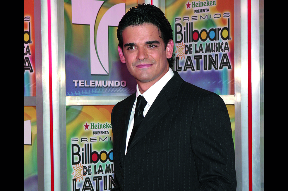 José Ángel Llamas, de La Venganza y ex de Gaby Spanic, dejó la tv  y es pastor