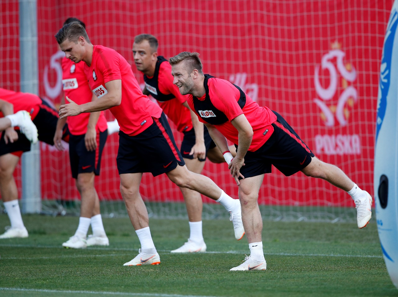Kuba, el futbolista de Polonia que sobrevivió al feminicidio de su madre