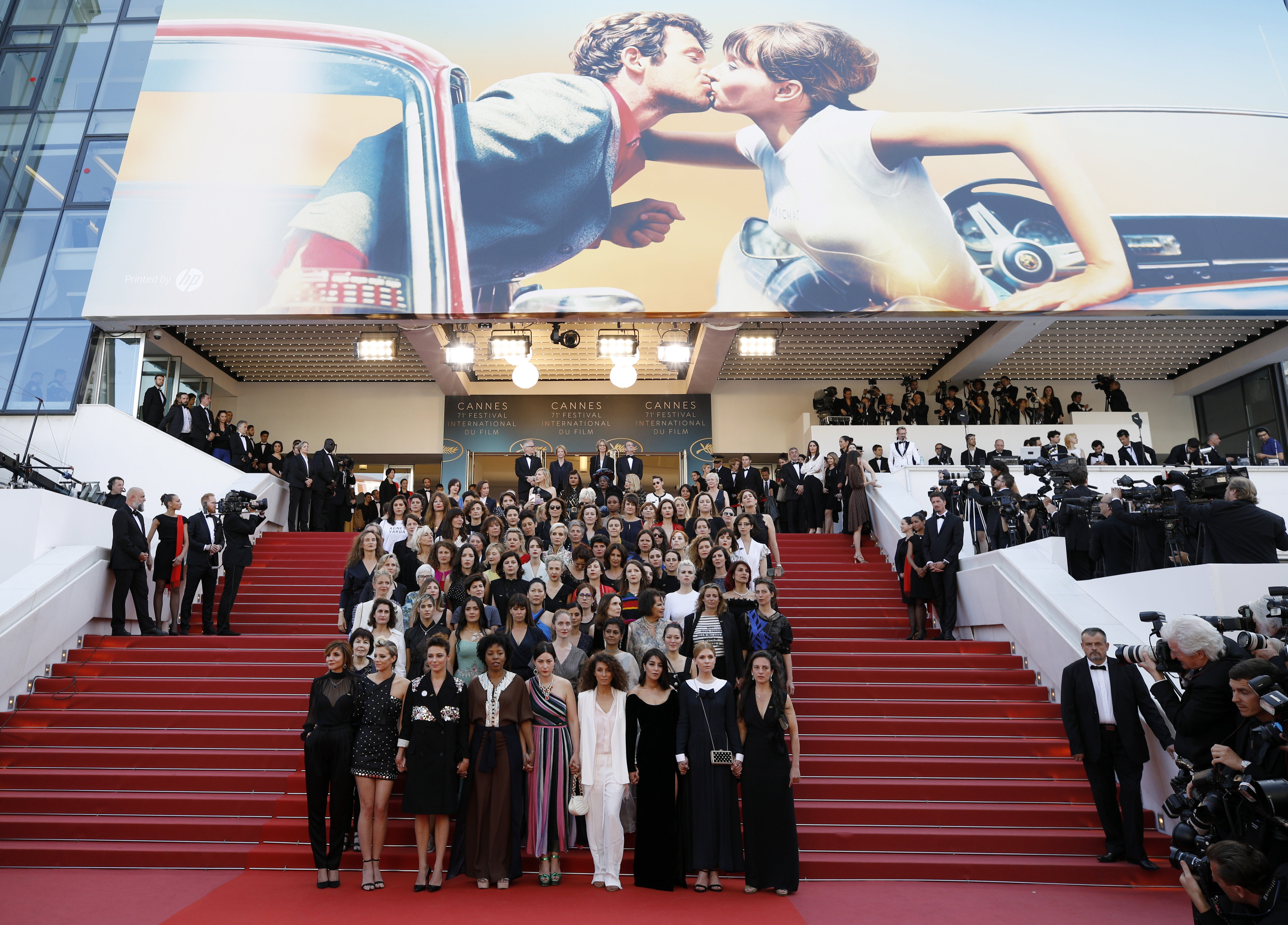 Alfombra roja de Cannes 2018: histórica protesta de estrellas femeninas