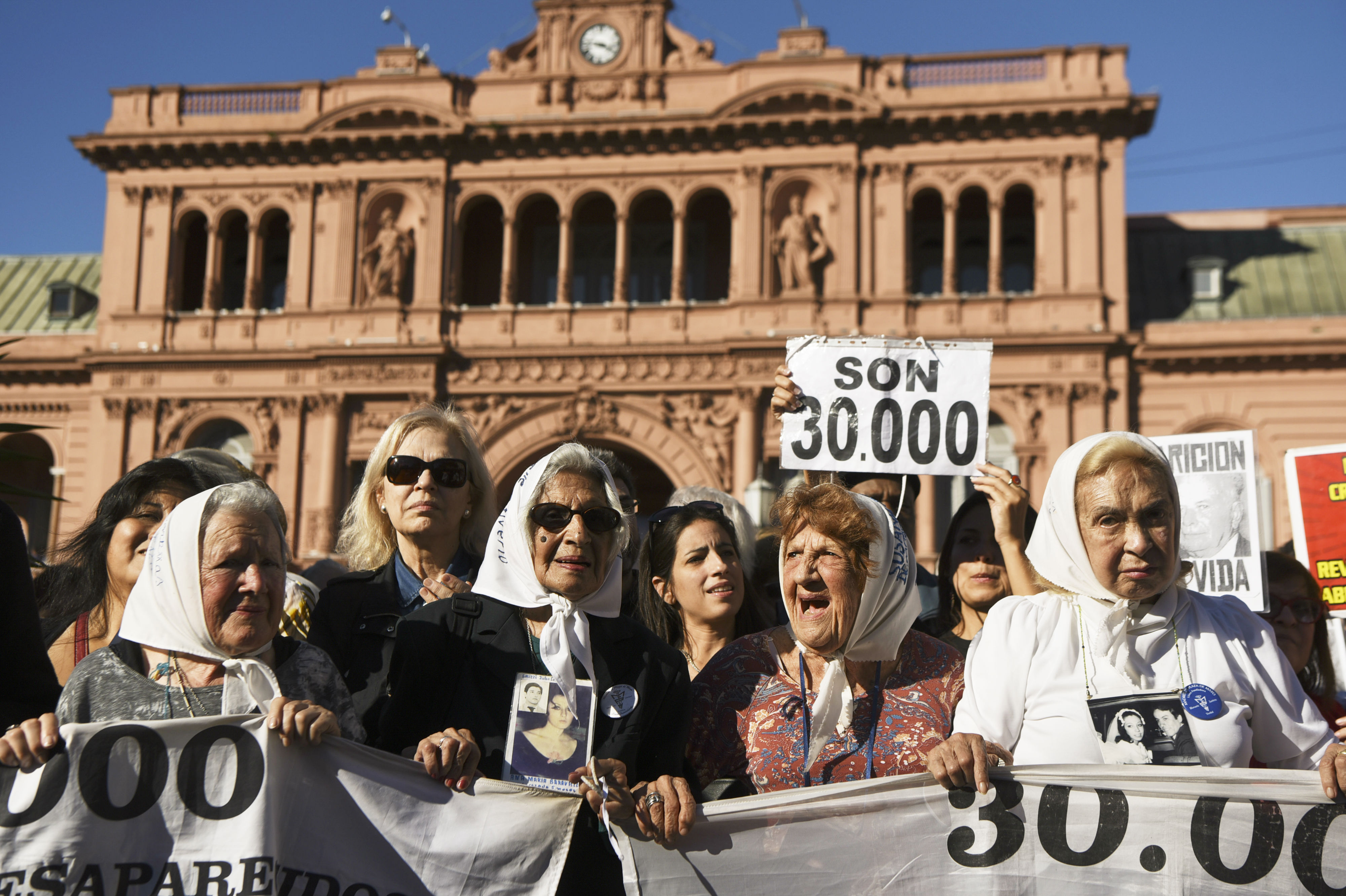 Madres de Plaza de Mayo reivindican «ideales de desaparecidos» 40 años atrás en Argentina