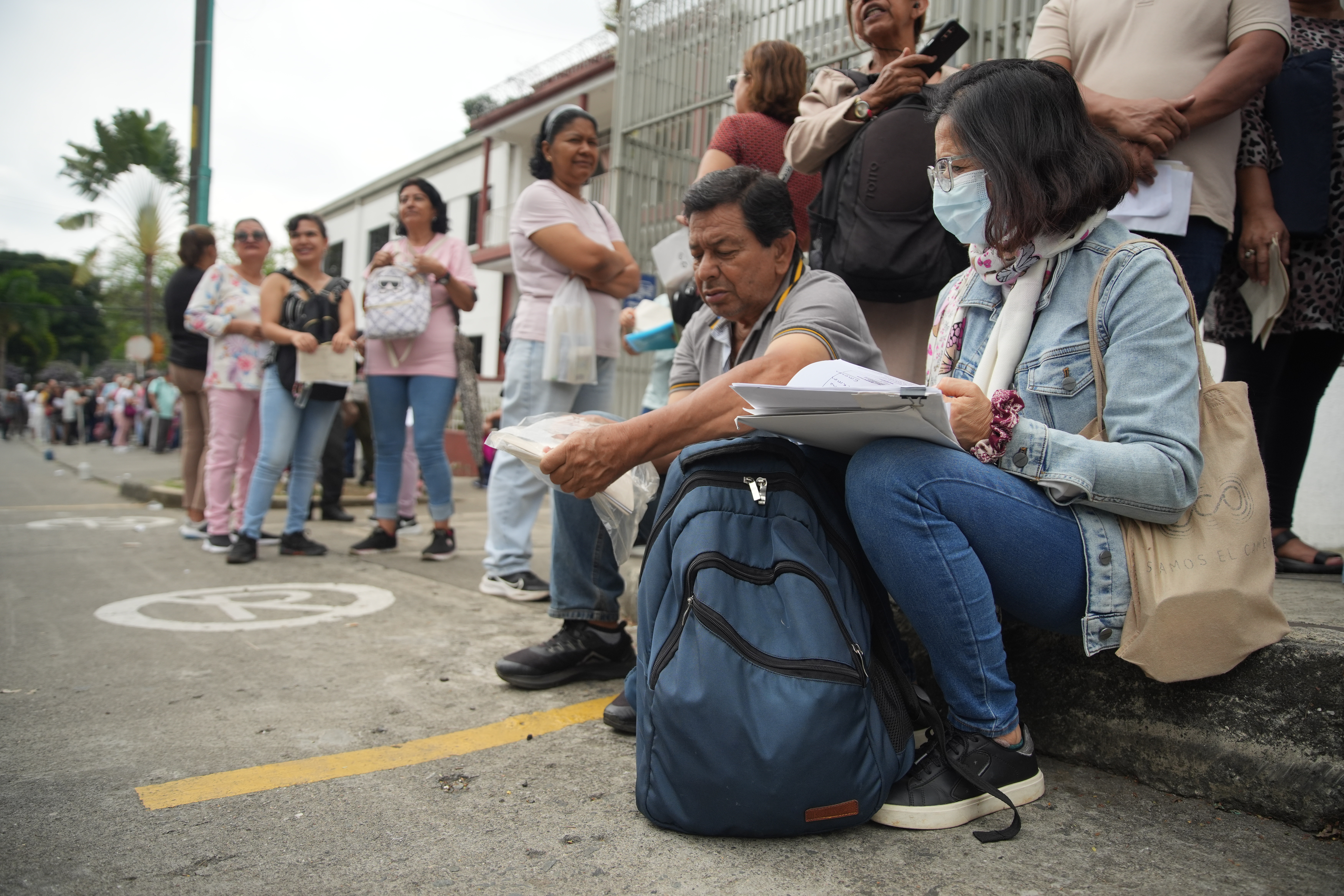 Deudas de las EPS: ¿cómo resolver un problema de $32 billones? ¿Quién debe pagar?