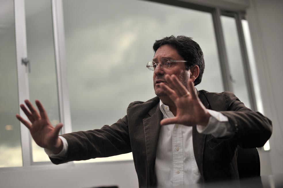 «A mí no me dejaron solo»: Francisco Santos