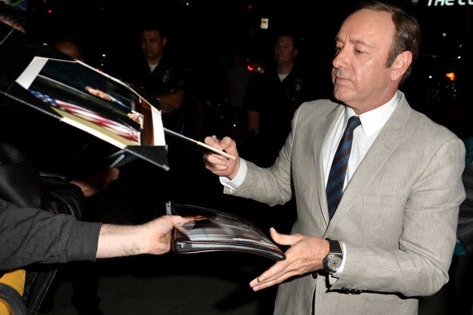 Kevin Spacey, investigado por policía británica por agresión sexual