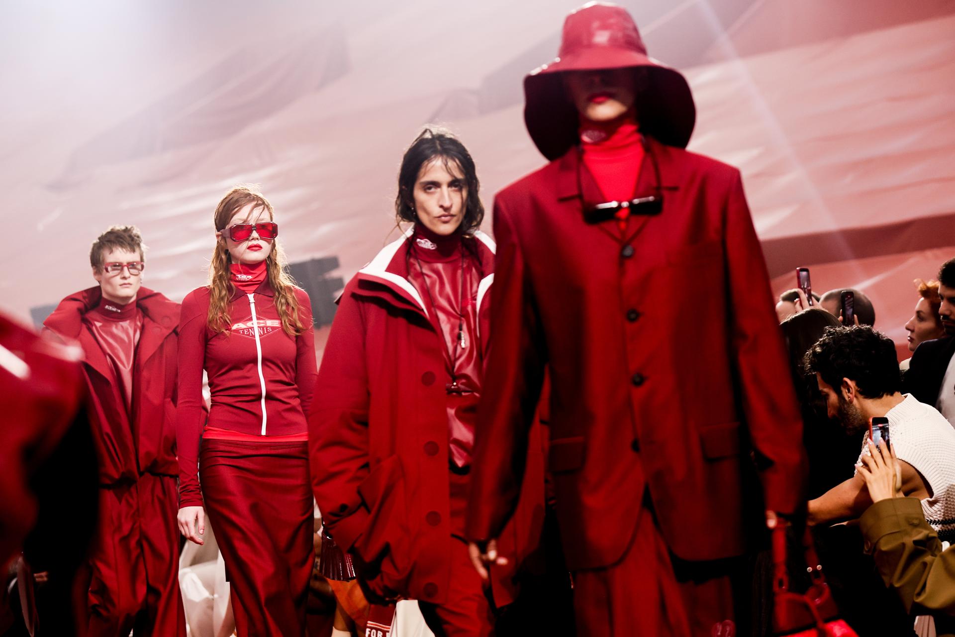 PARIS (France), 08/03/2026.- Models present creations from the Fall/Winter 2026 collection by Greek designer Pelagia Kolotouros for Lacoste during Paris Fashion Week, in Paris, France, 08 March 2026. The presentation of the women's collections runs from 02 to 10 March 2025. (Moda, Francia) EFE/EPA/TERESA SUAREZ
