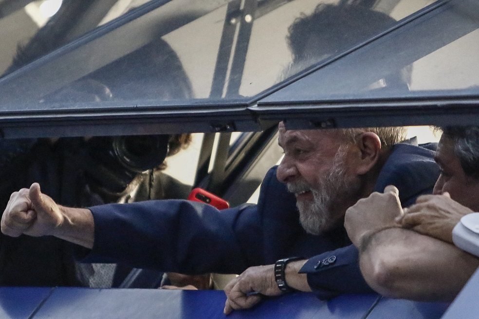 Se acabó el plazo y Lula no se entregó a la justicia