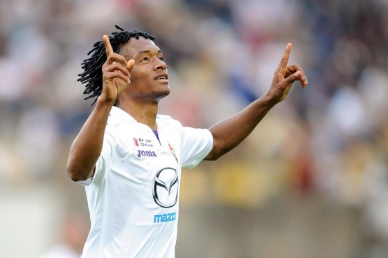 Fiorentina pide 50 millones de euros por el pase de Cuadrado