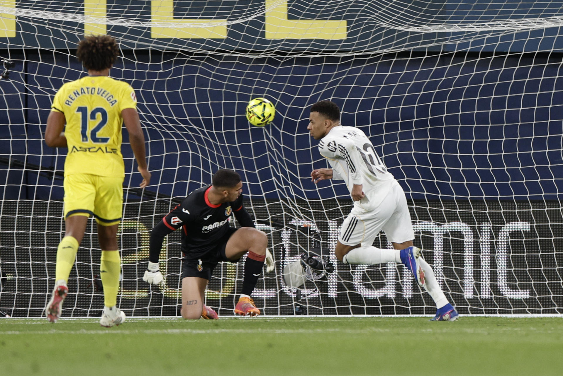 Real Madrid duerme como líder en España gracias a un doblete de Kylian Mbappé