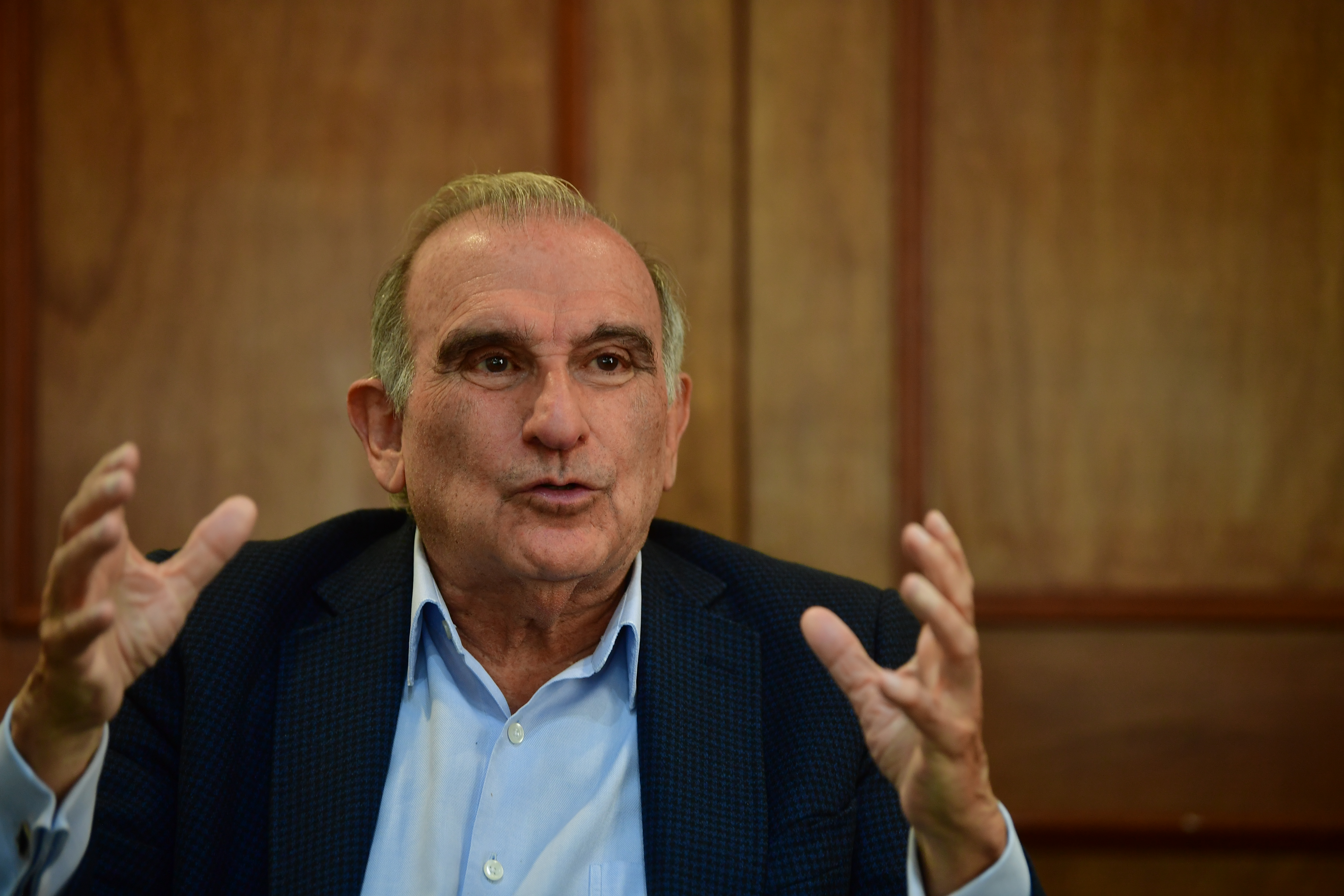 C. de la Esperanza define continuar con sus siete precandidatos en la consulta