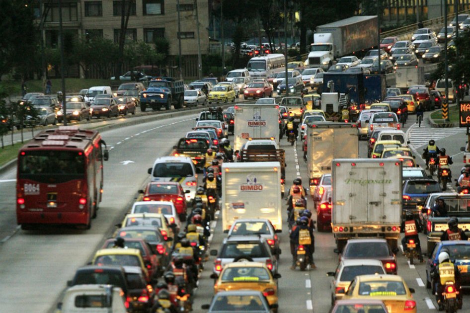 Este viernes vence plazo para pagar impuesto de vehículos con descuento en Bogotá