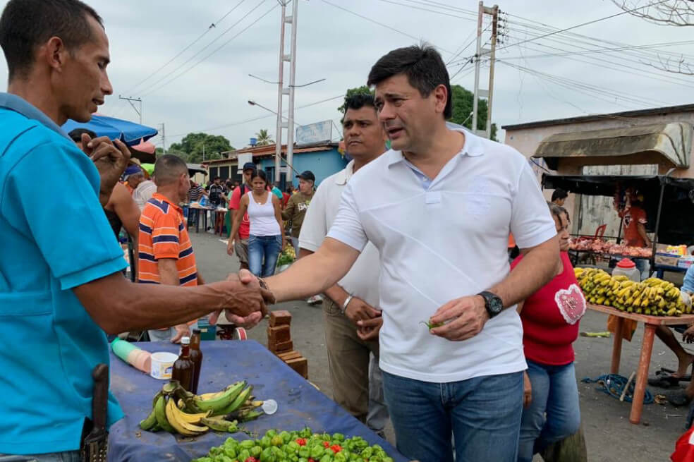 Venezuela suspende recuento de votos en estado natal de Hugo Chávez