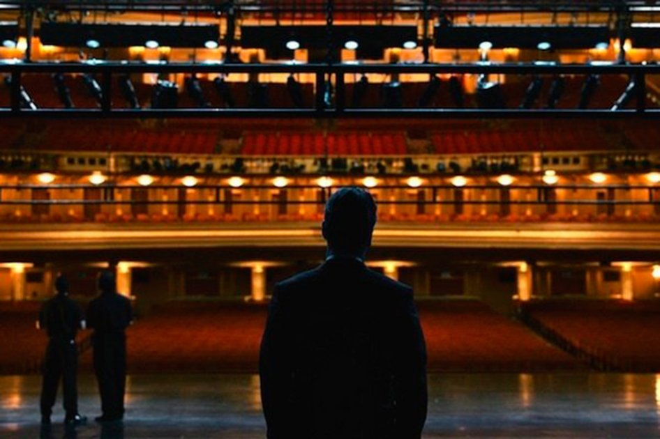 Michael Fassbender como Steve Jobs.