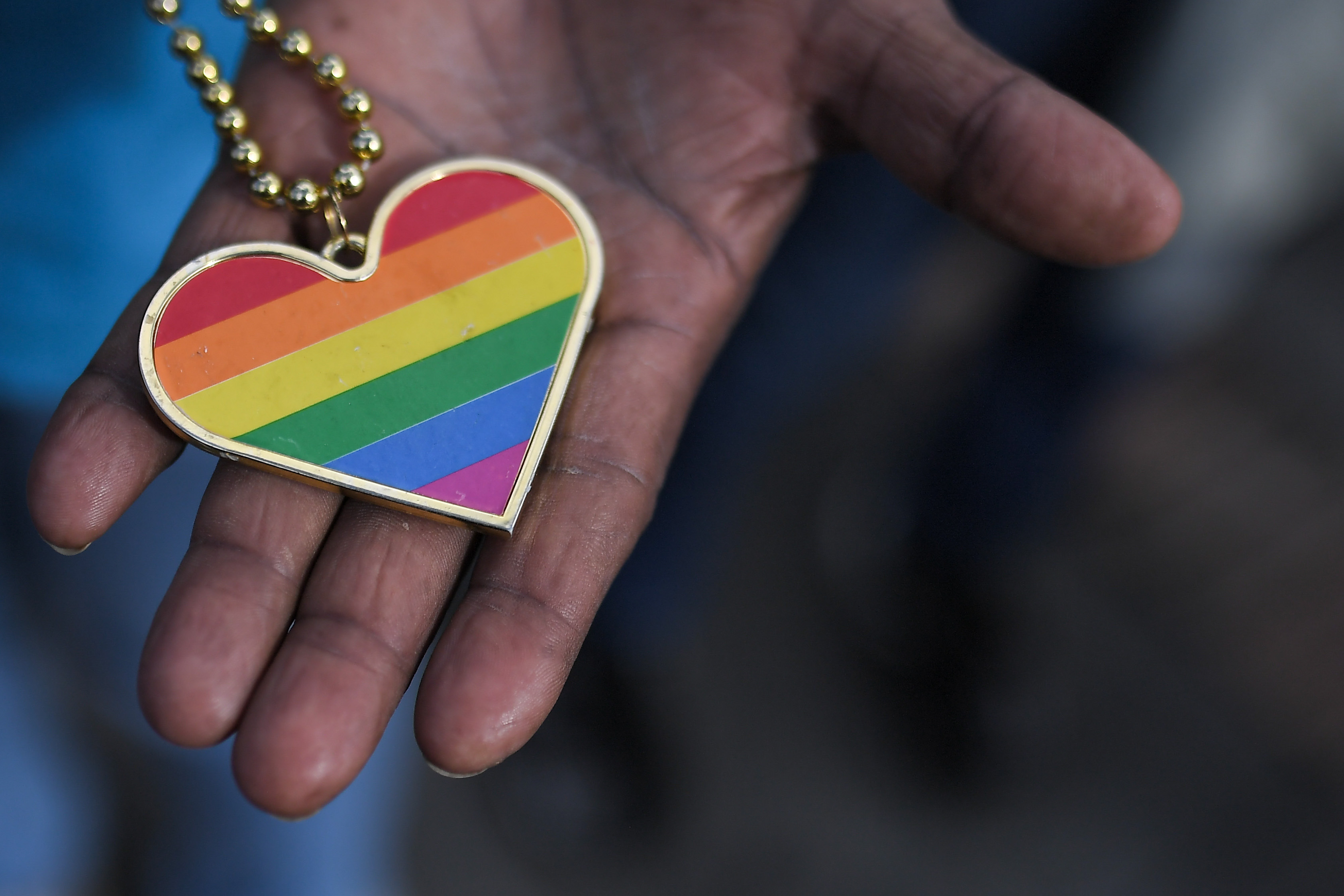 “Nos dieron 24 horas para irnos”: informe revela violencia del ELN contra personas LGBTIQ+