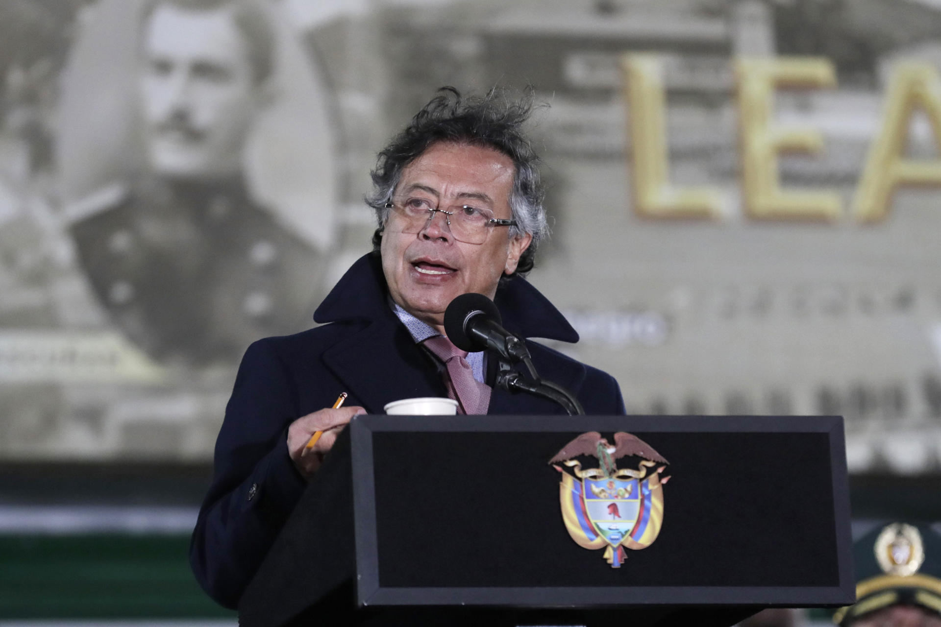“Pensé que la inteligencia norteamericana era más profesional”: Petro a Trump