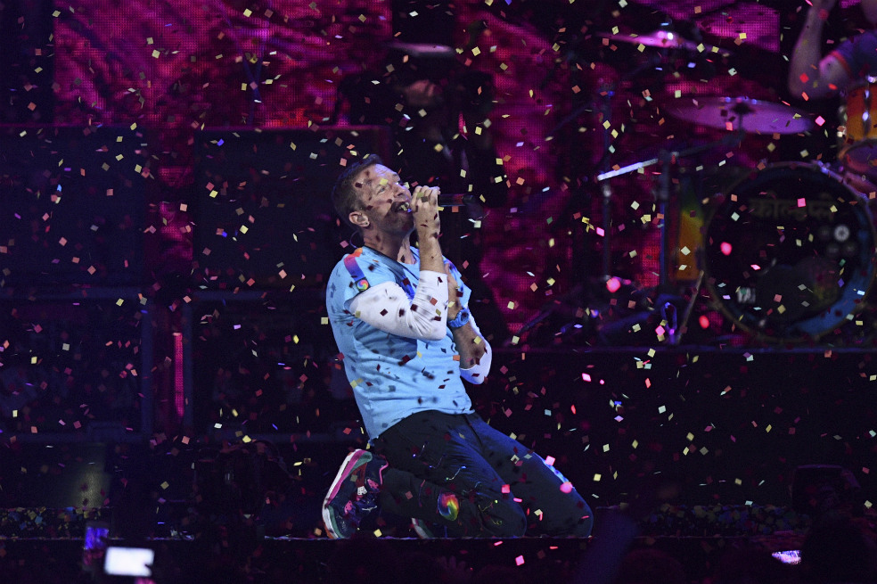 Chris Martin calma el pánico en Nueva York tras supuesto atentado