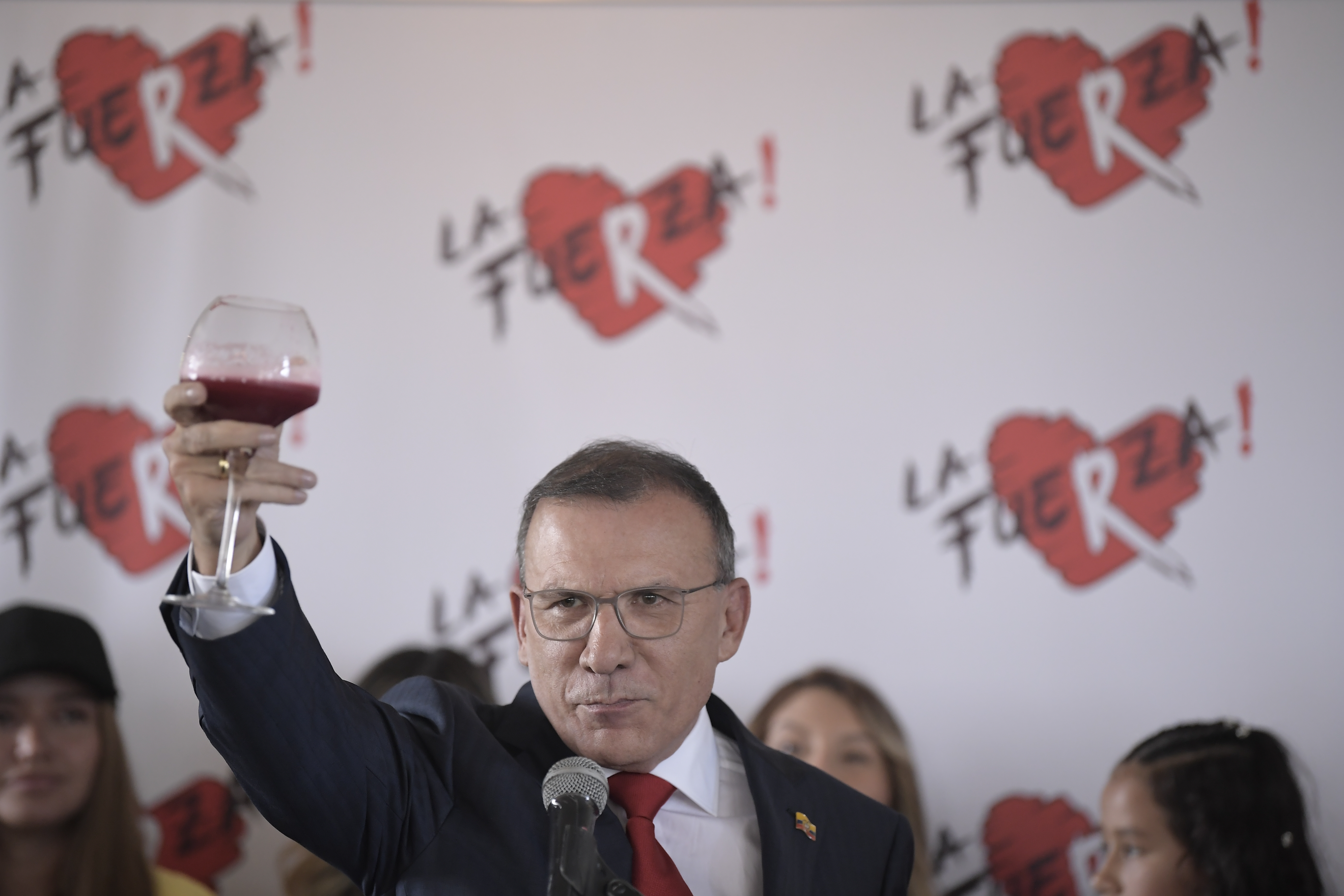Roy Barreras salió victorioso en su consulta presidencial: el camino a la primera vuelta